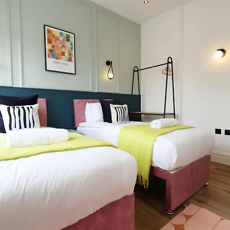 7min - Sleeps 7 - Free Parking Apartment Bristol